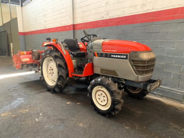 Tractor Agricola Yanmar modelo RS 24