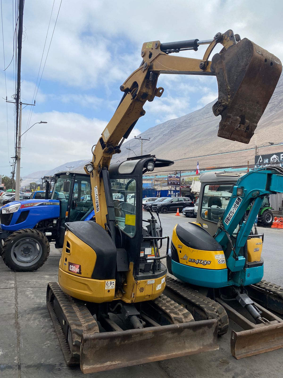 MINI EXCAVADORA CAT - Imagen 4