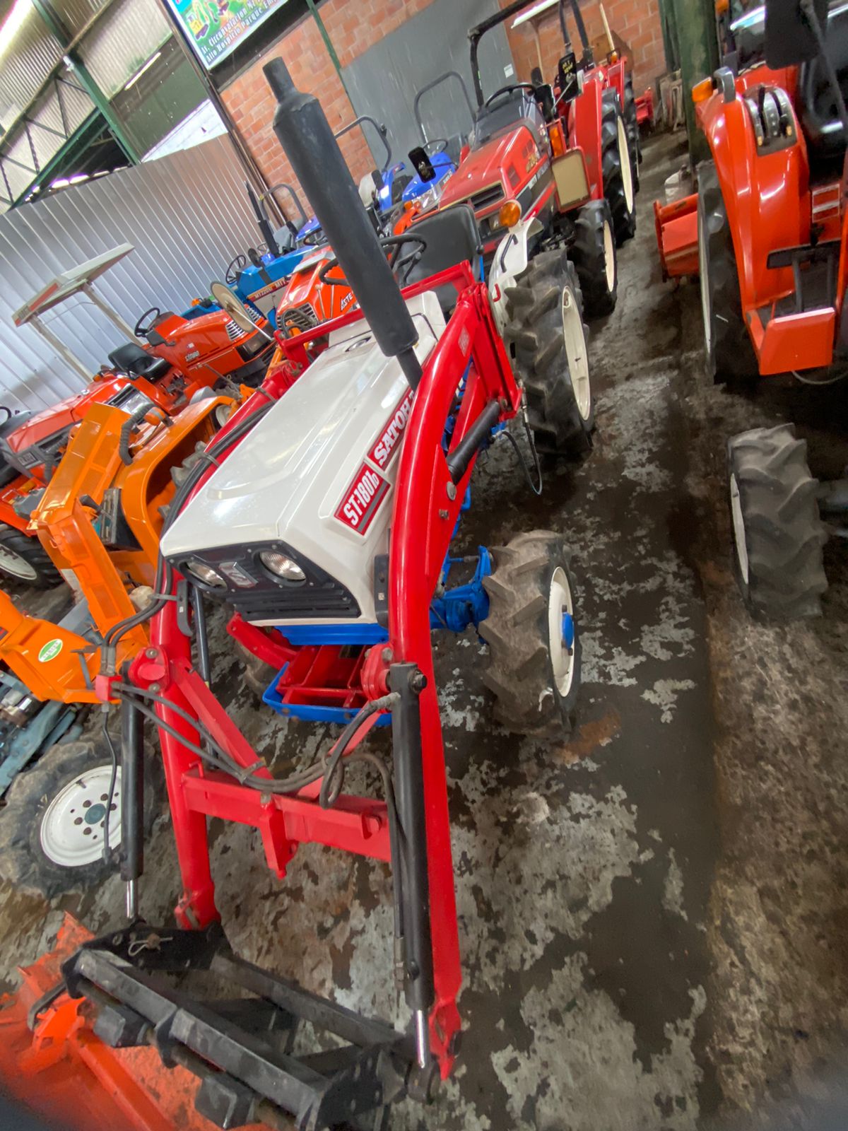 TRACTOR SATOH ST-1801D - Imagen 4