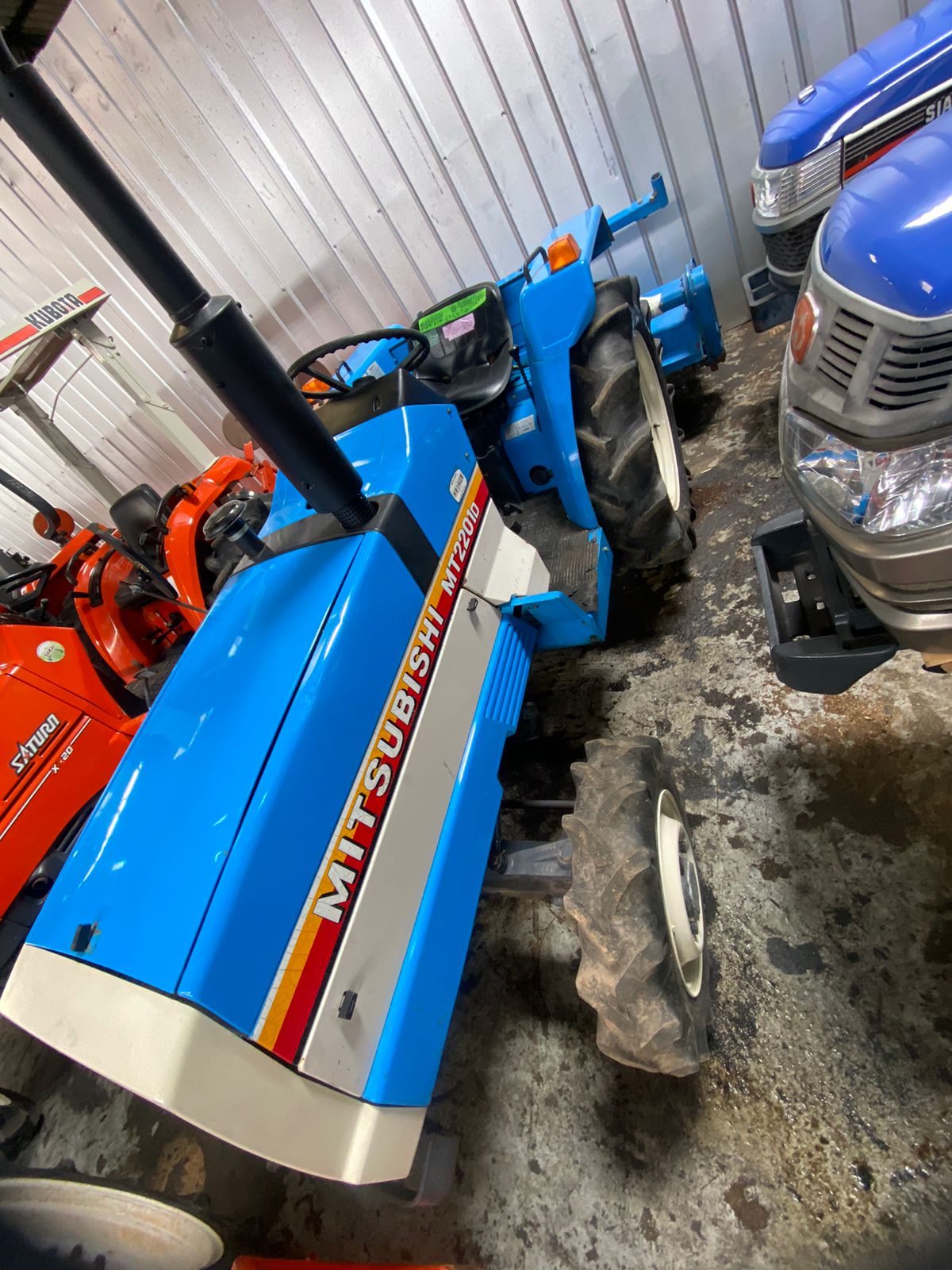 TRACTOR MITSUBISHI MT-2201D - Imagen 2