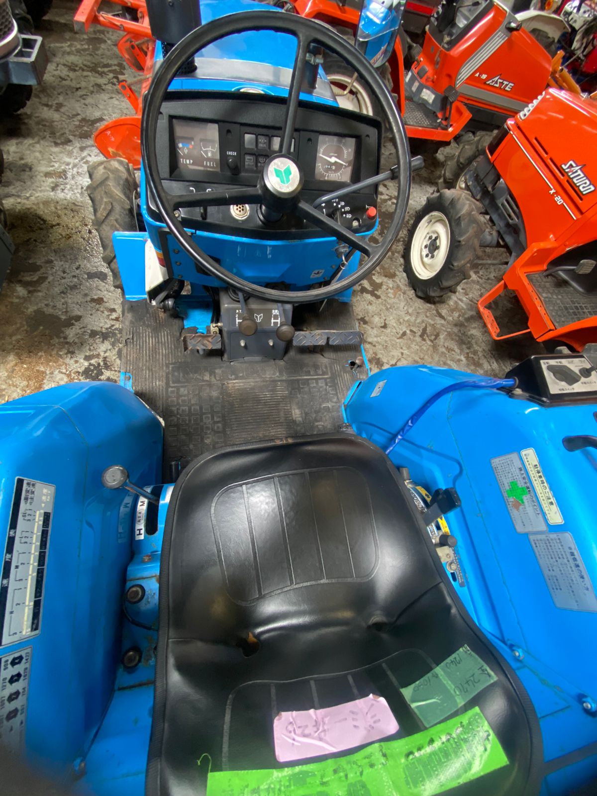 TRACTOR MITSUBISHI MT-2201D - Imagen 5