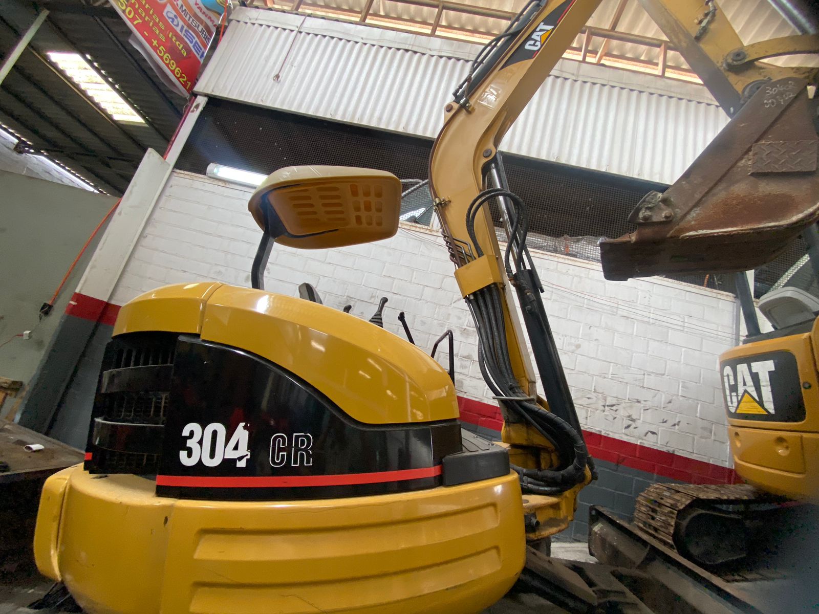 MINI EXCAVADORA CAT-304 - Imagen 3
