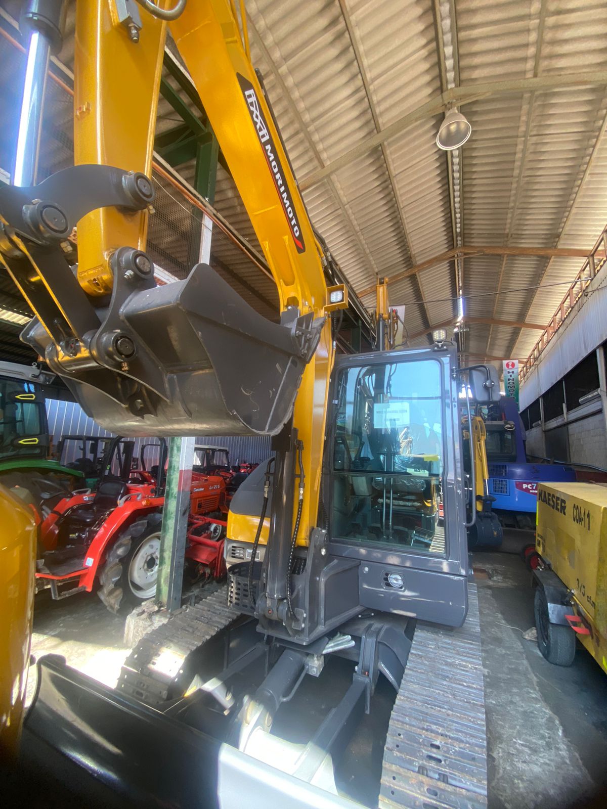 MINI EXCAVADORA MORIMOTO MR-60T PRO - Imagen 3