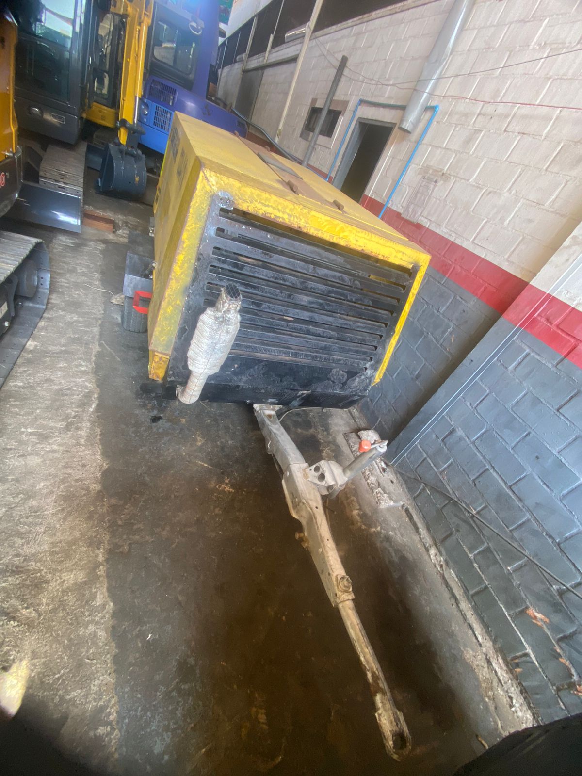 COMPRESOR DE AIRE KAESER M-100 - Imagen 3