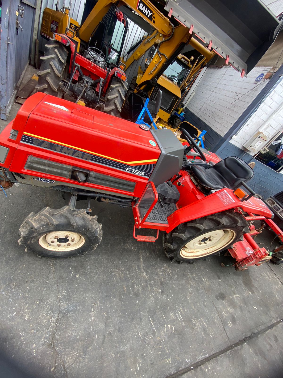 TRACTOR YANMAR F-195 - Imagen 3