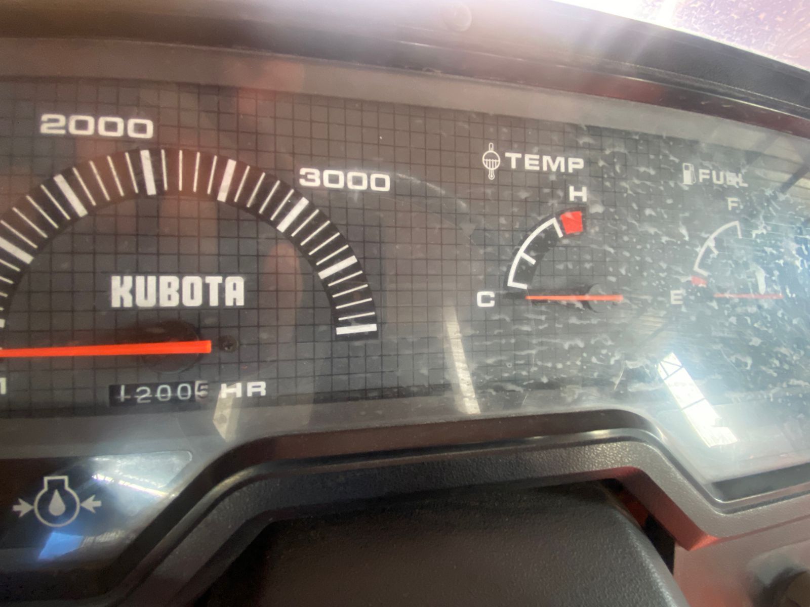 TRACTOR KUBOTA SATURA X-20 CON TECHO - Imagen 6