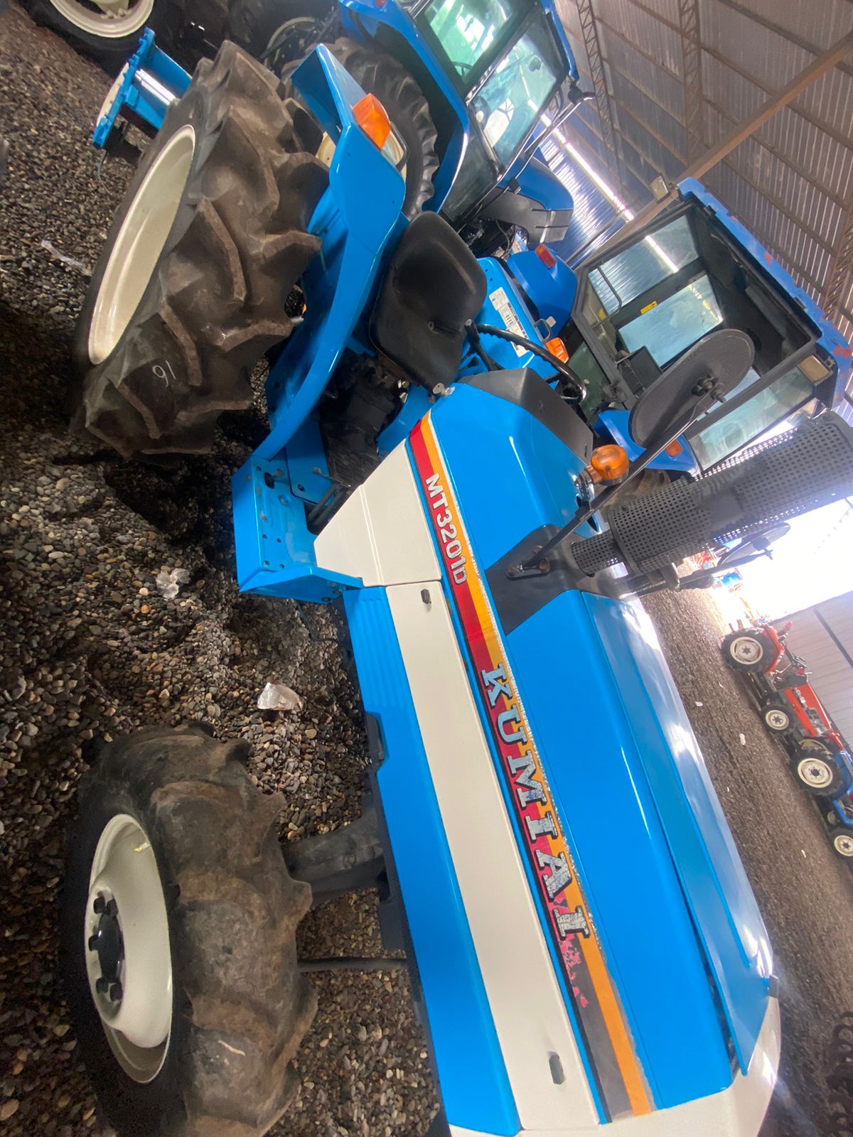 TRACTOR MITSUBISHI MT-3201D - Imagen 3