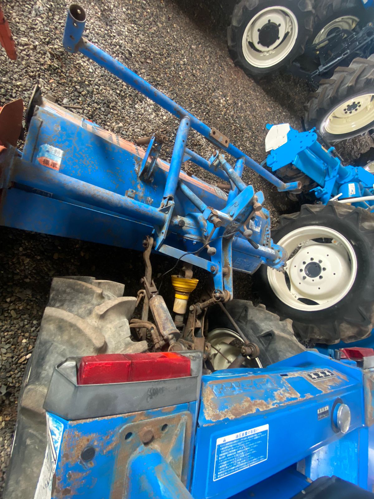 TRACTOR ISEKI LANDHOPE-255 - Imagen 4