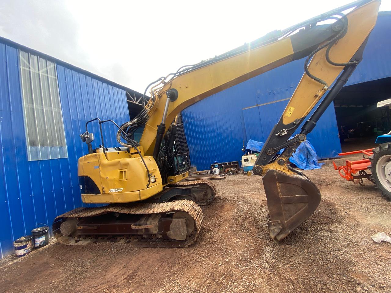 MINI EXCAVADORA CAT CR-313D - Imagen 3