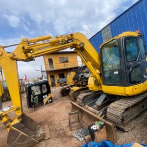 EXCAVADORA KOMATSU PC-78UU