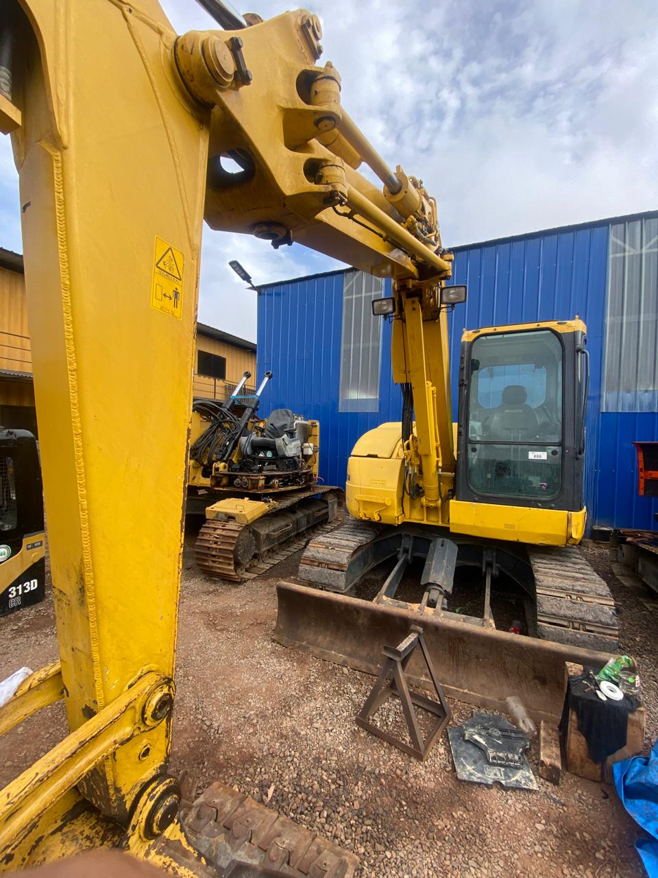 EXCAVADORA KOMATSU PC-78UU - Imagen 2