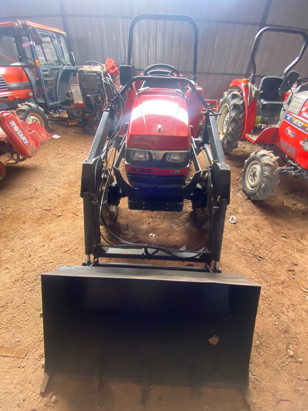 TRACTOR MITSUBISHI MT R-250 - Imagen 3