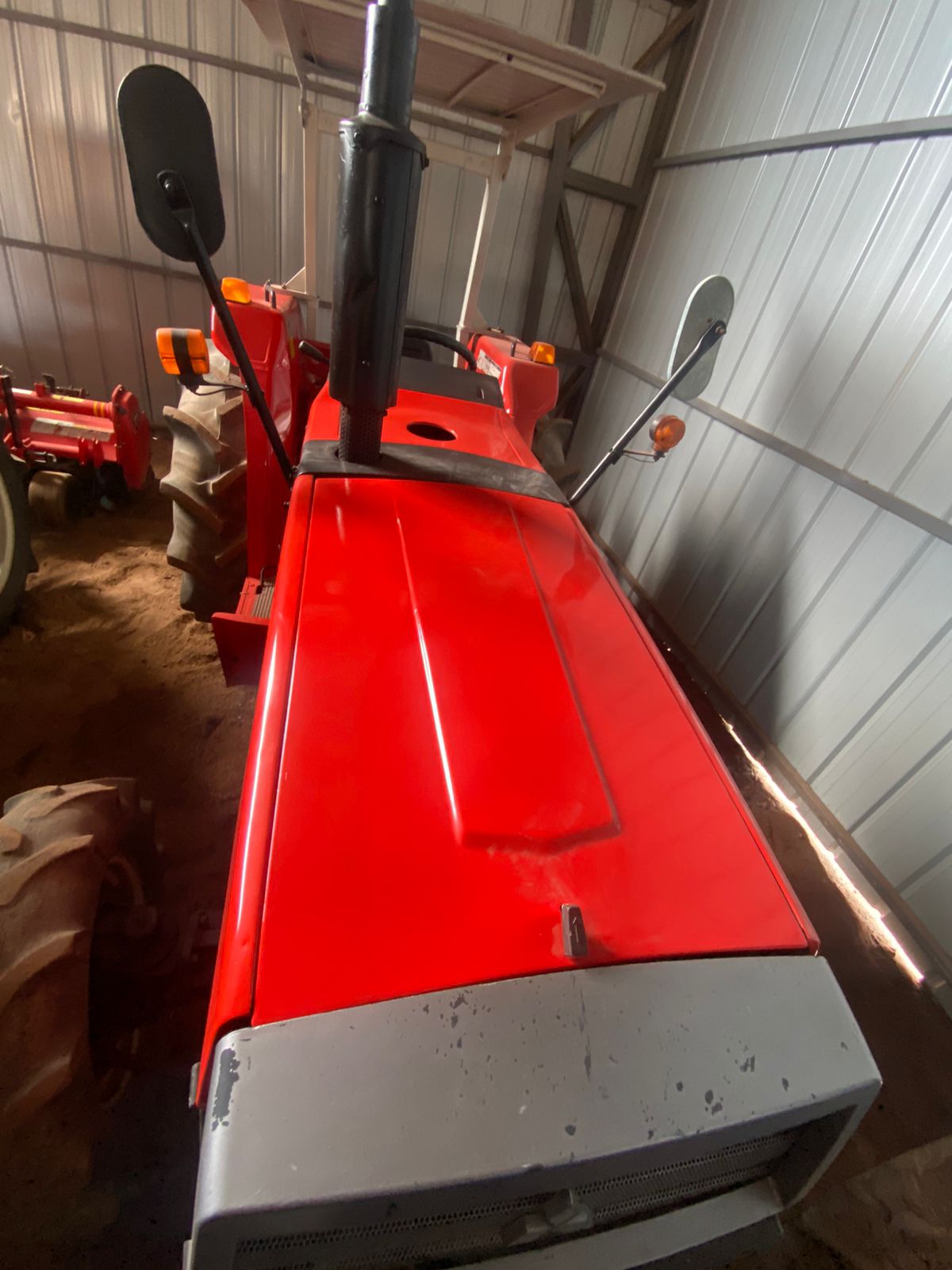 TRACTOR MITSUBISHI MT-28 - Imagen 2