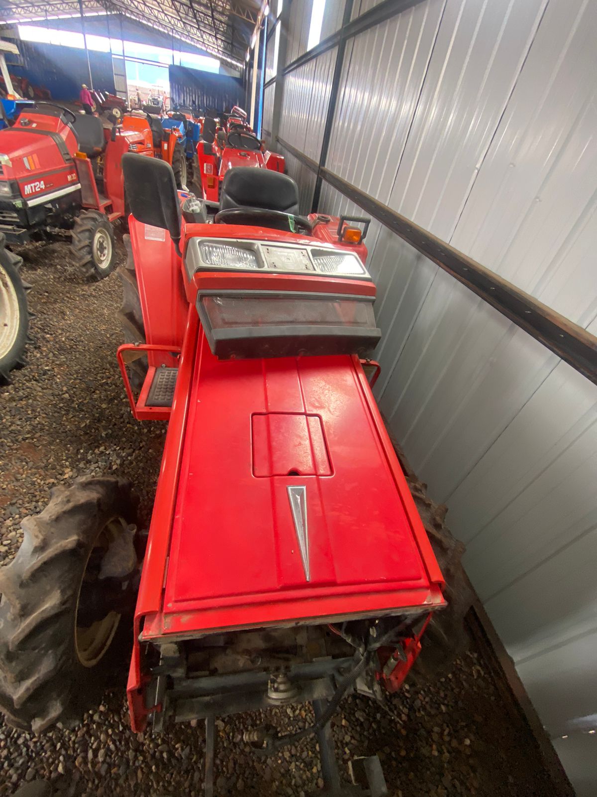 TRACTOR YANMAR F-255 - Imagen 2