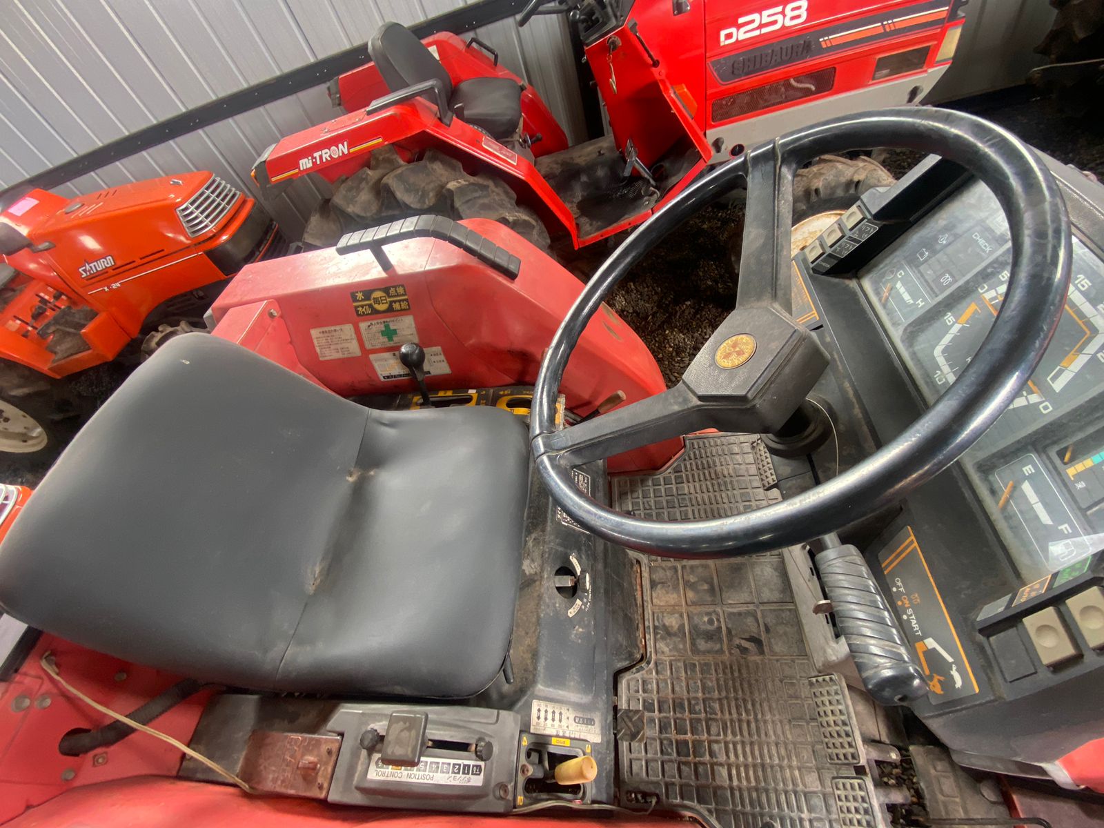 TRACTOR MITSUBISHI MT-24 - Imagen 5