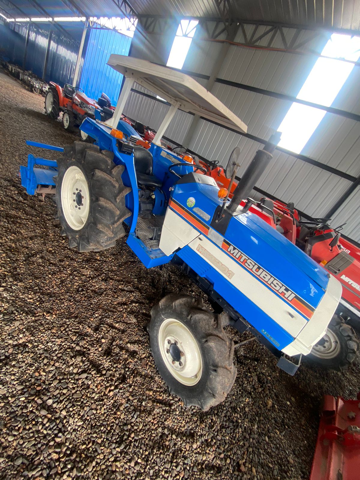 TRACTOR MITSUBISHI MT-4201