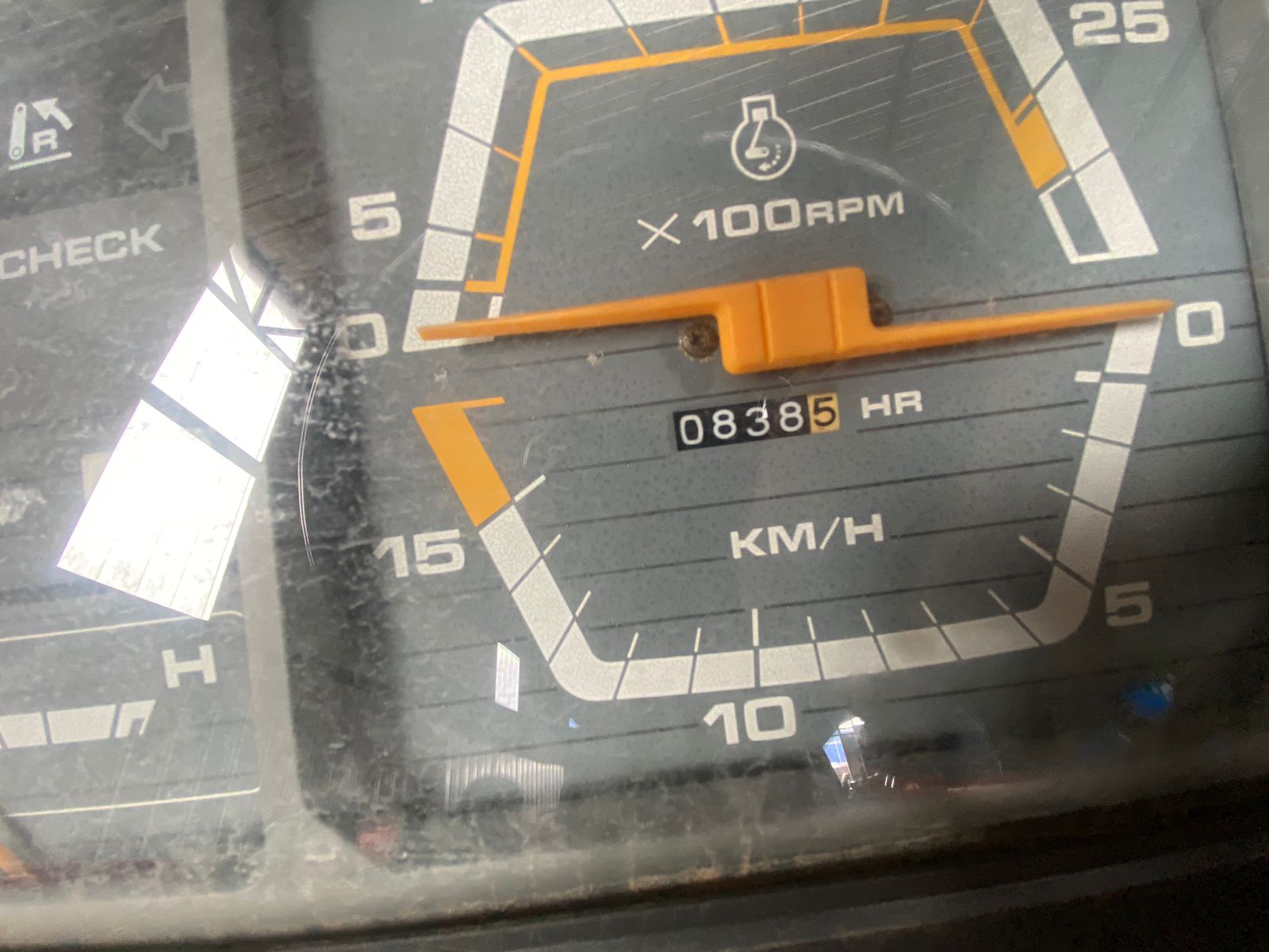 TRACTOR MITSUBISHI MT-24 - Imagen 6