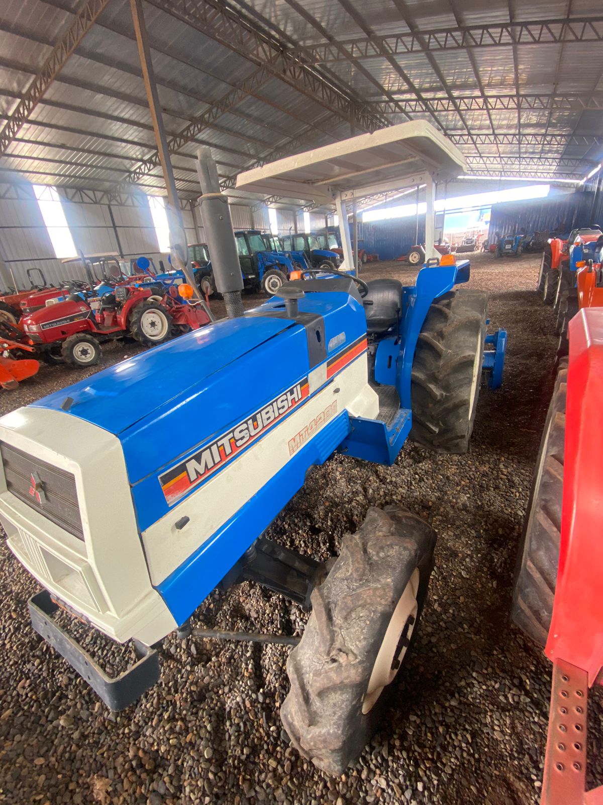 TRACTOR MITSUBISHI MT-4201 - Imagen 3