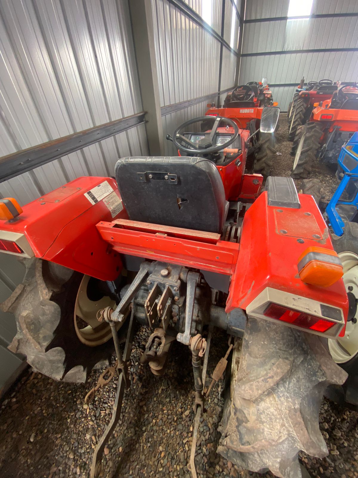 TRACTOR YANMAR F-220 - Imagen 4