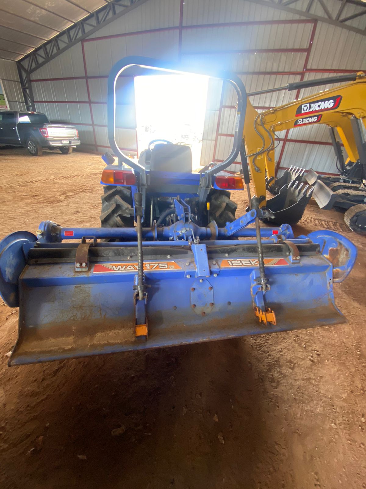 TRACTOR ISEKI GEAS AT-25 - Imagen 4