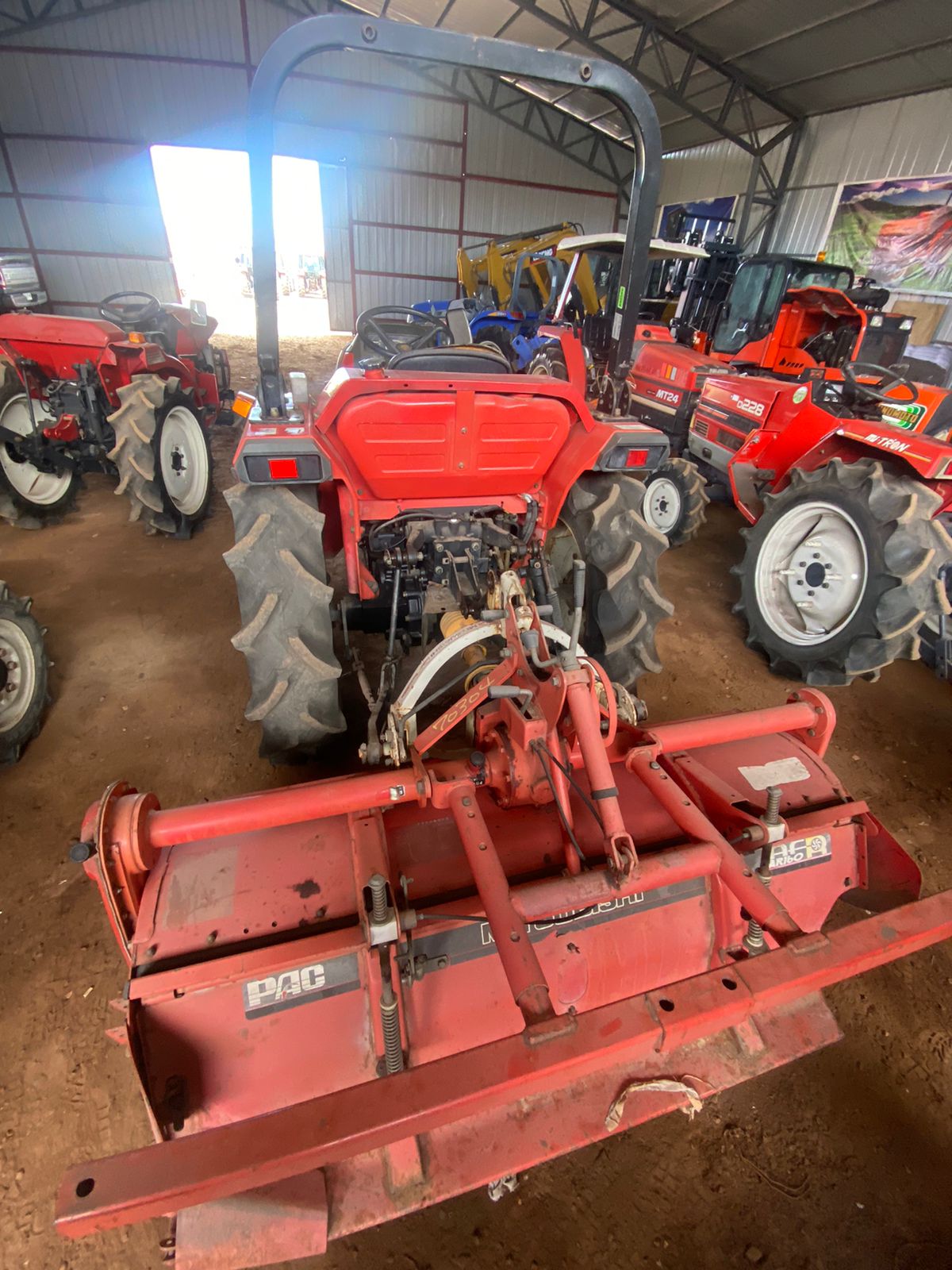 TRACTOR MITSUBISHI MT R-270 - Imagen 4