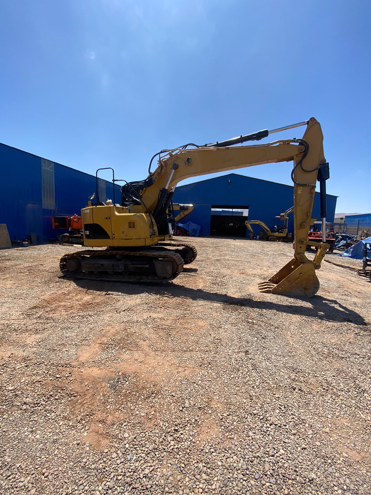 EXCAVADORA CATERPILLAR CR-313D - Imagen 2