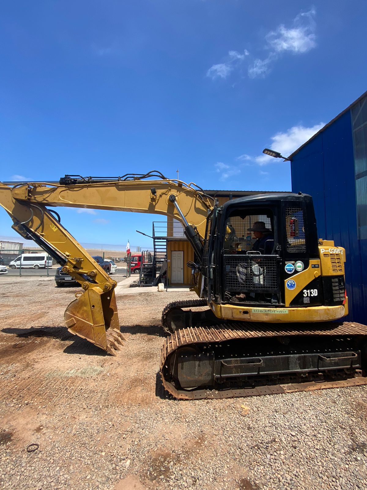 EXCAVADORA CATERPILLAR CR-313D