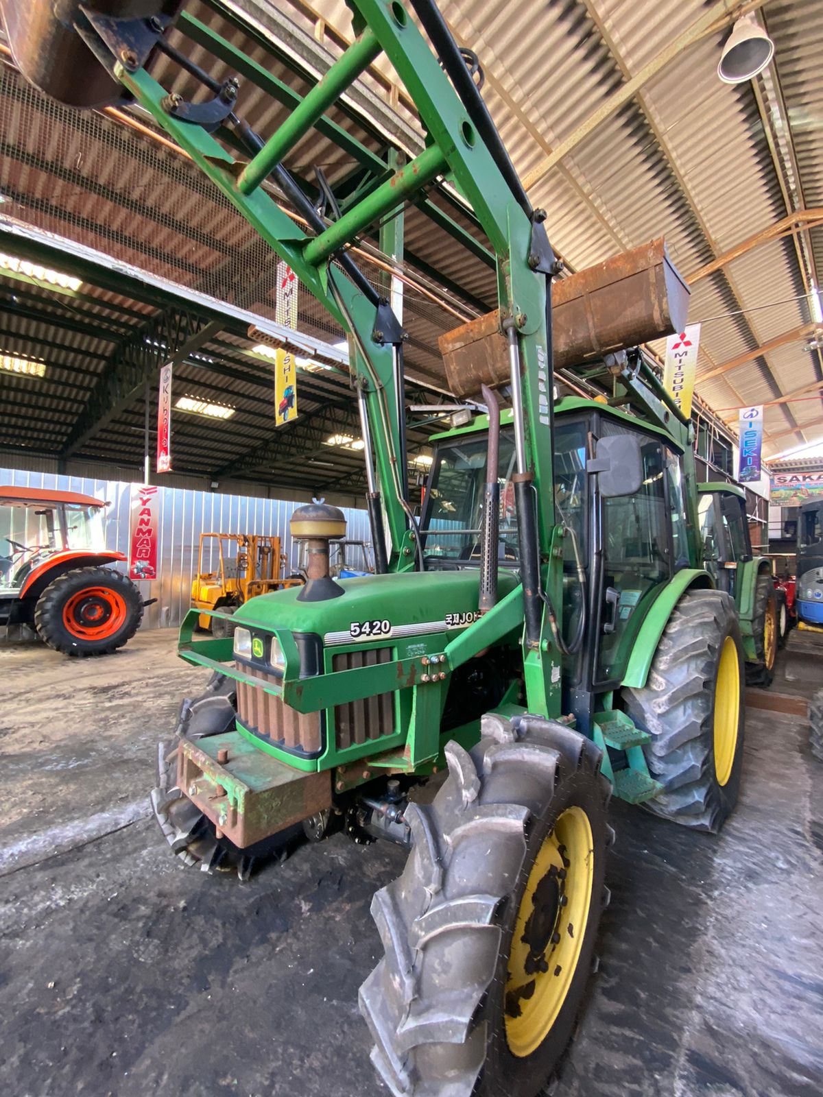 TRACTOR JOHN DEERE 5420 - Imagen 4