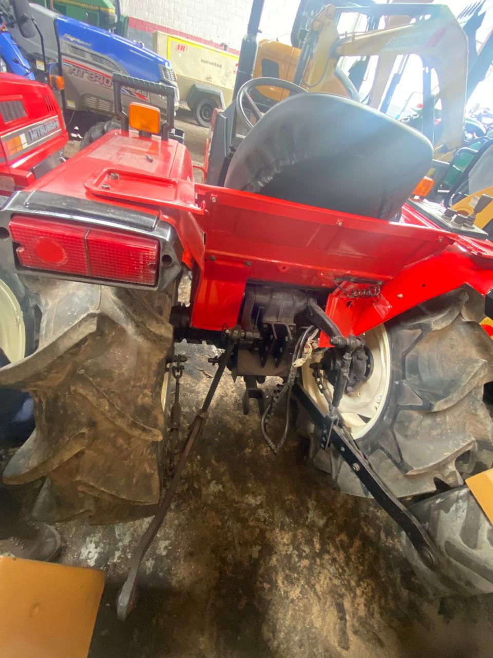 TRACTOR YANMAR F22D - Imagen 5