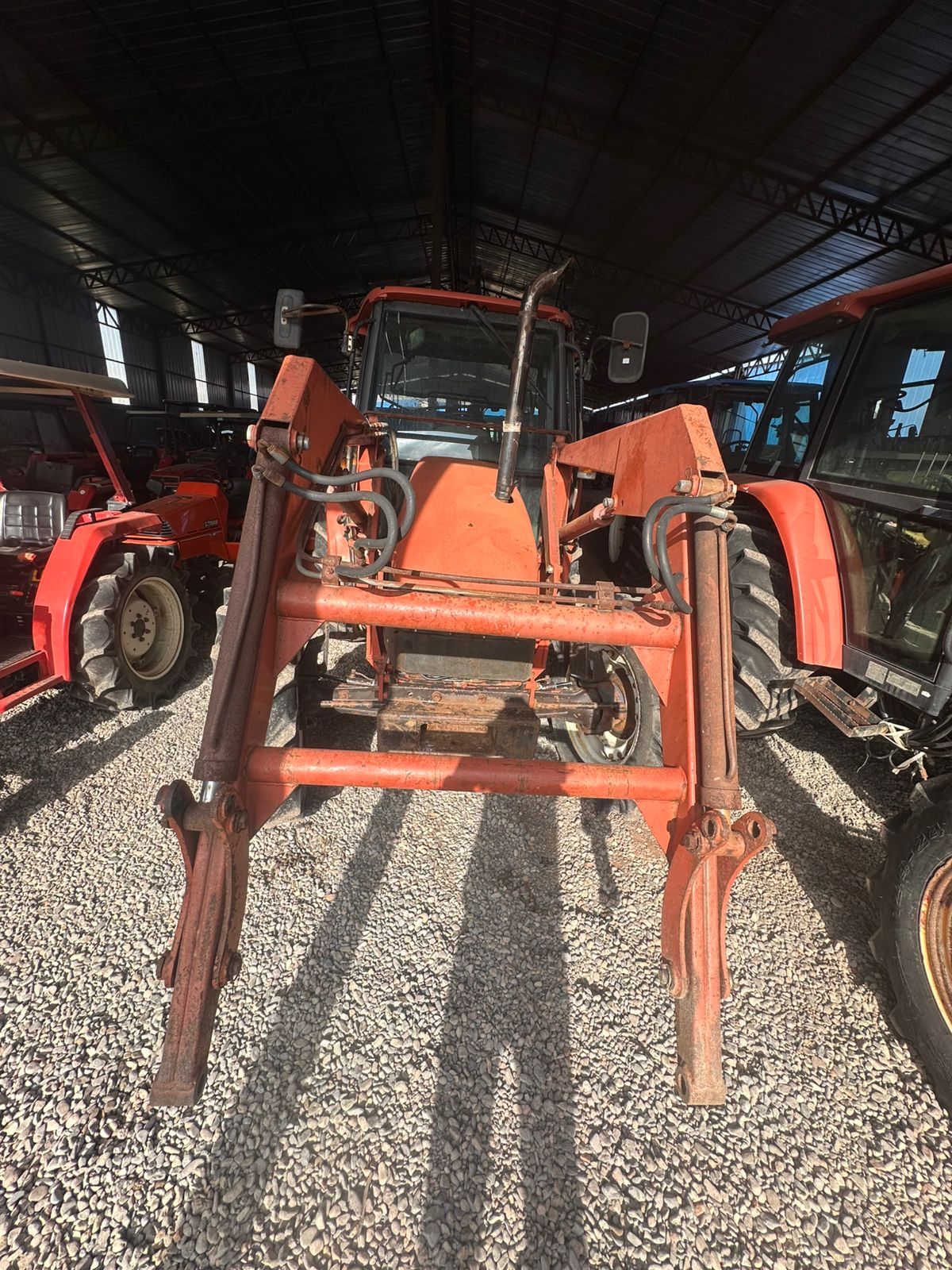 TRACTOR NEW HOLLAND L-85 - Imagen 3