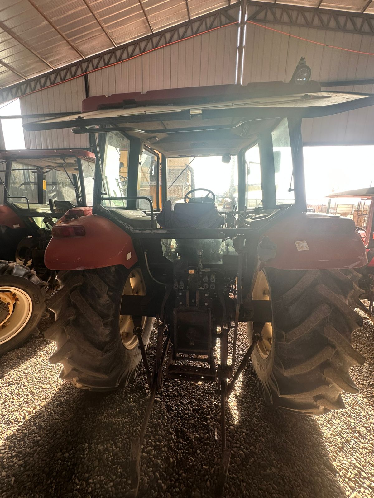 TRACTOR NEW HOLLAND L-85 - Imagen 5