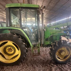 TRACTOR JOHN DEERE 6100