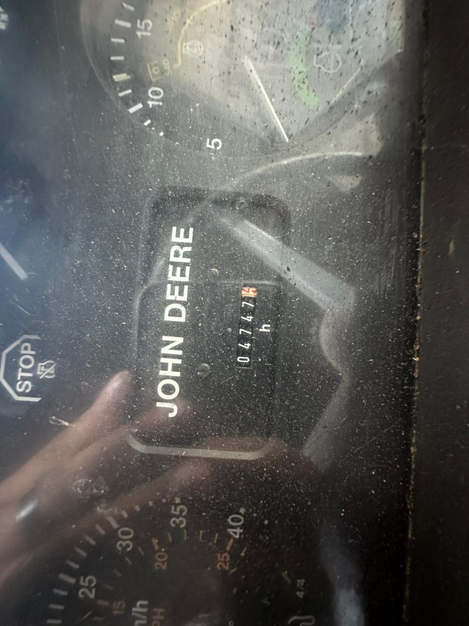 TRACTOR JOHN DEERE 6100 - Imagen 7