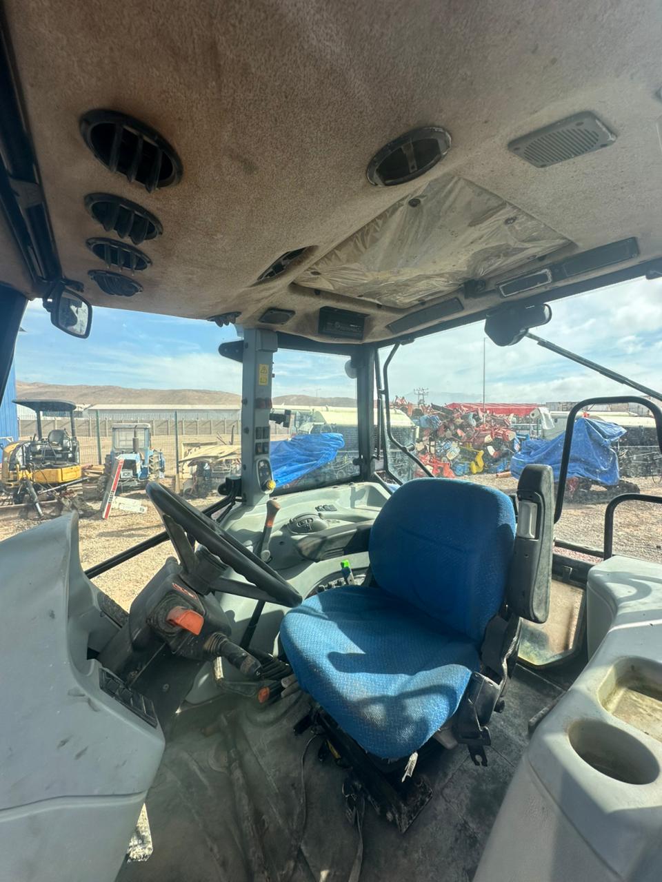 TRACTOR NEW HOLLAND T5060 - Imagen 5