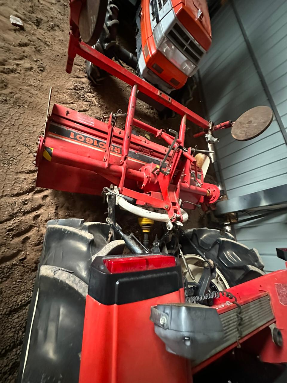 TRACTOR YANMAR FX26D - Imagen 4