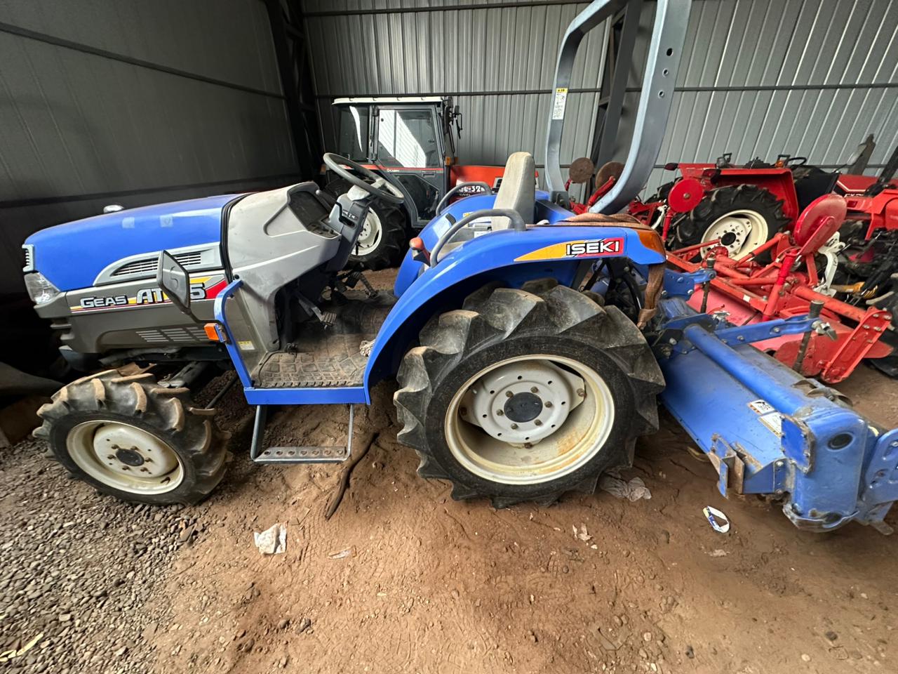 TRACTOR ISEKI GEAS AT-25 - Imagen 2