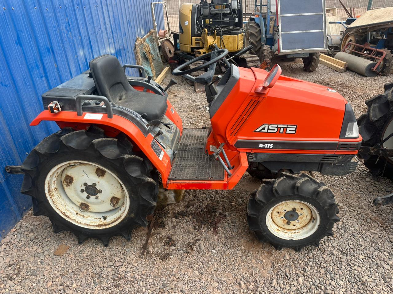 TRACTOR KUBOTA ASTE-A175