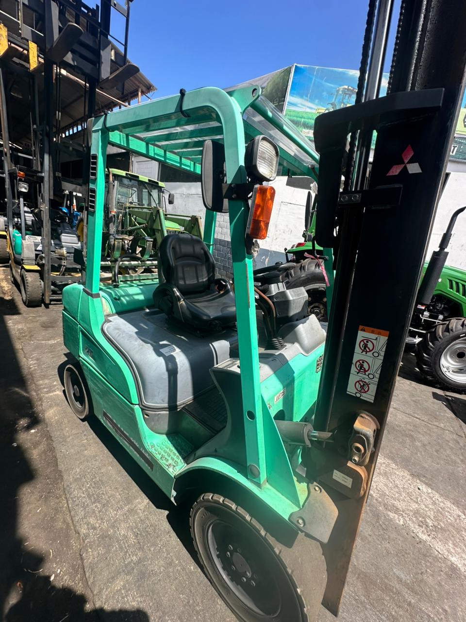 MONTACARGA MITSUBISHI 2.5T - Imagen 4