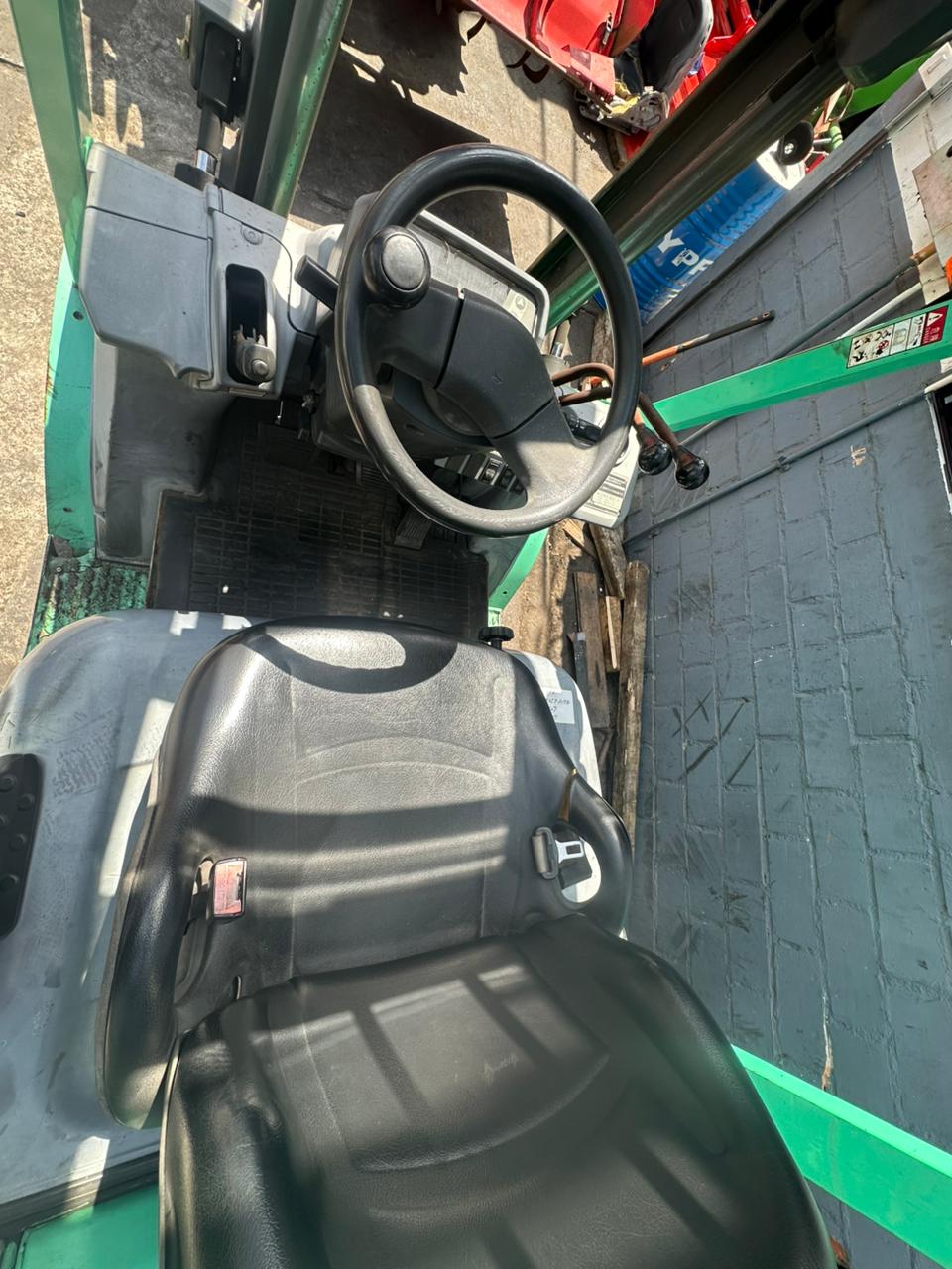 MONTACARGA MITSUBISHI 2.5T - Imagen 6