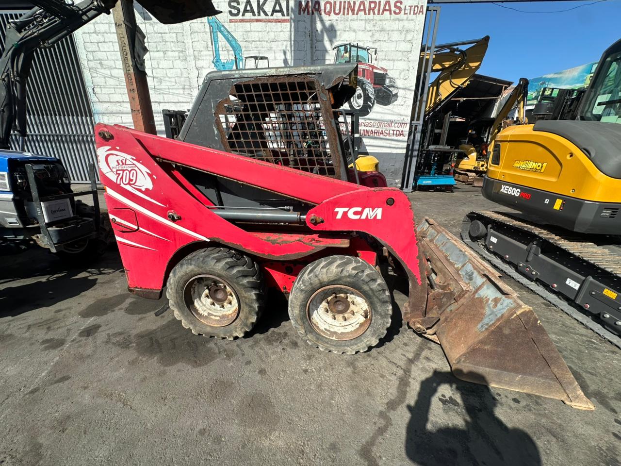 ---VENDIDO---MINI CARGADOR TCM