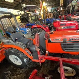 VENDIDO TRACTOR KUBOTA GRANBIA GB-20