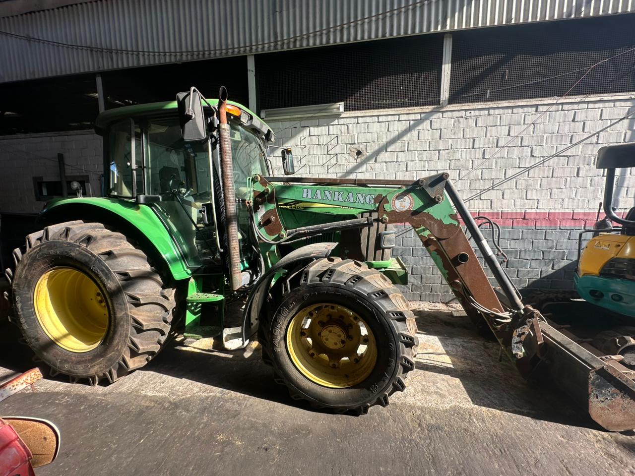 VENDIDO TRACTOR JOHN DEERE 6410