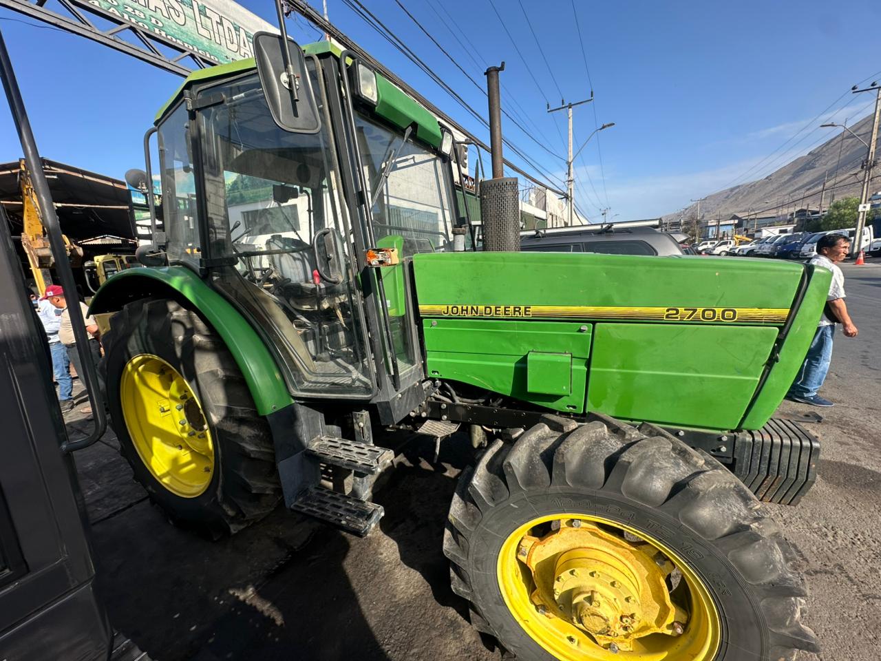 VENDIDO TRACTOR JOHN DEERE 2700 - Imagen 4