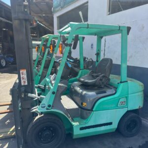 MONTACARGA TOYOTA 25