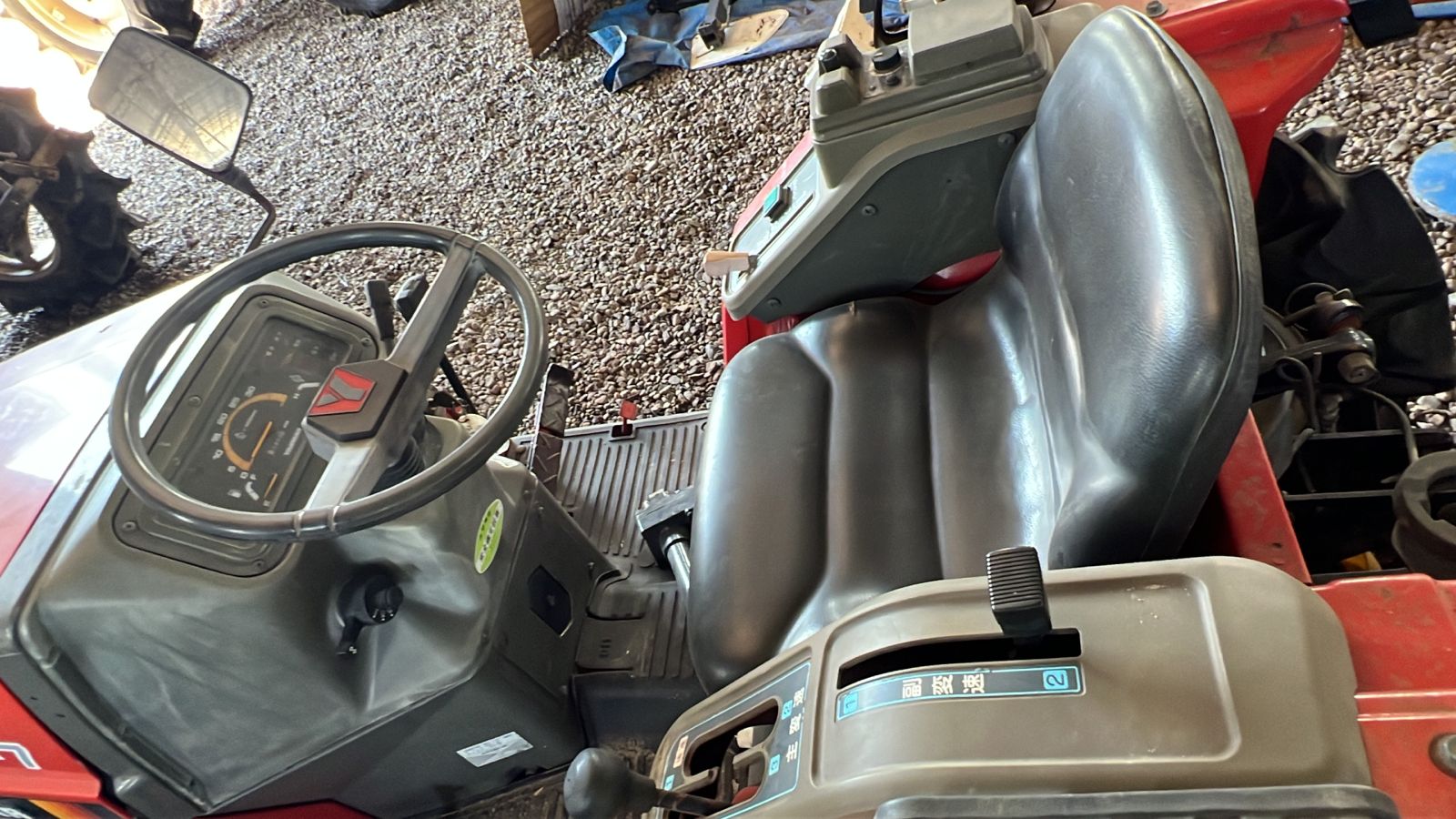 TRACTOR YANMAR F-7 - Imagen 5