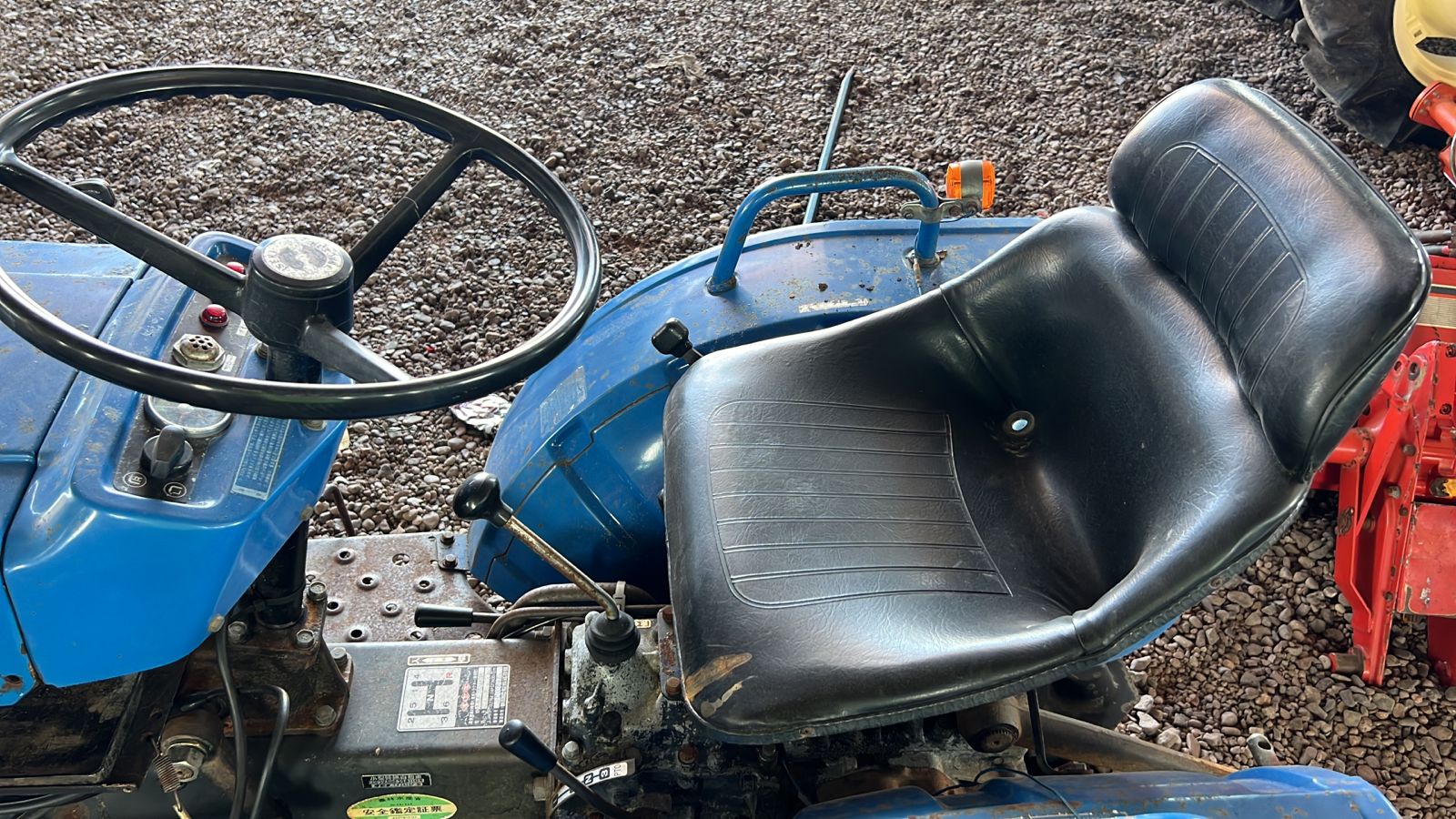 TRACTOR ISEKI TX-1410 - Imagen 5