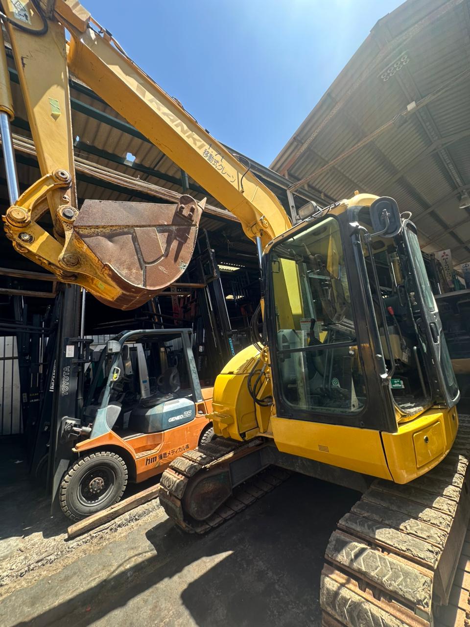 EXCAVADORA KOMATSU PC 78US