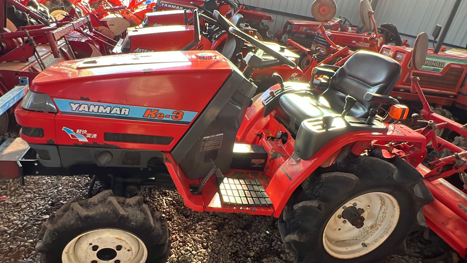 -VENDIDO-TRACTOR YANMAR KE-3