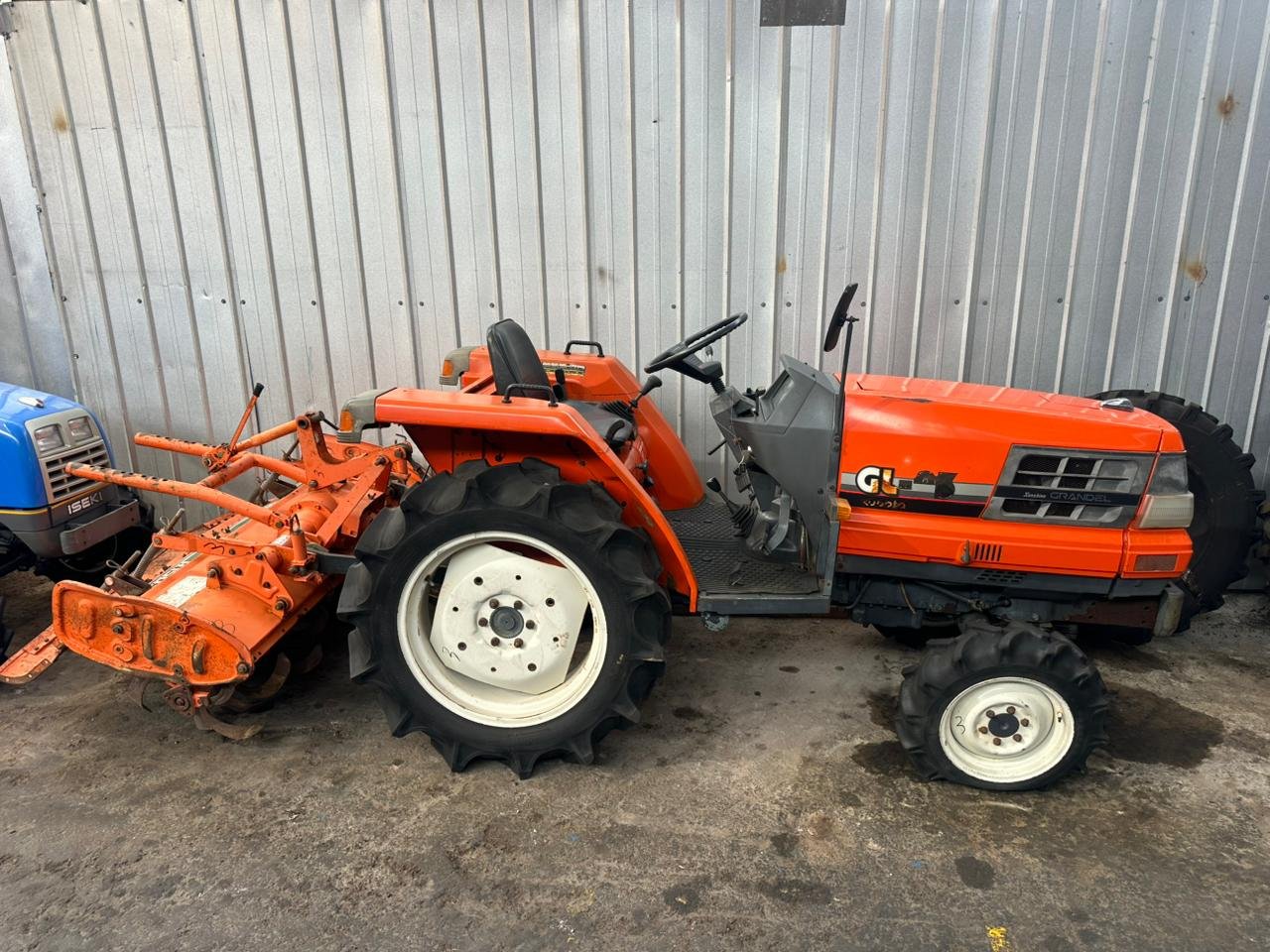 TRACTOR KUBOTA GL-23
