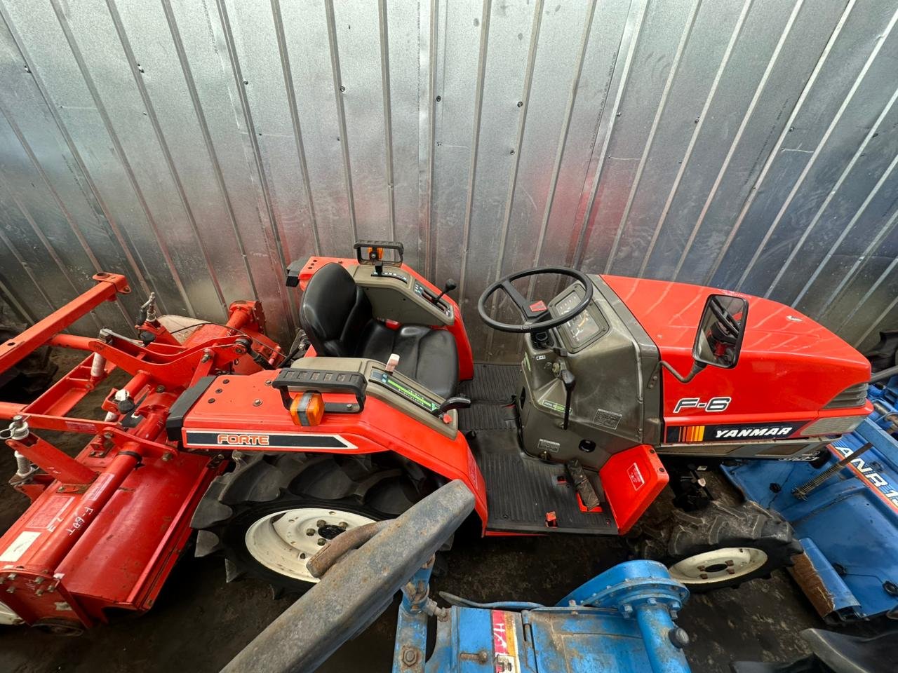 TRACTOR YANMAR F-6